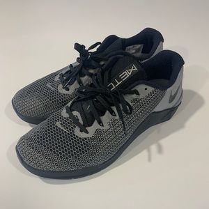 Nike Mens Metcon V
